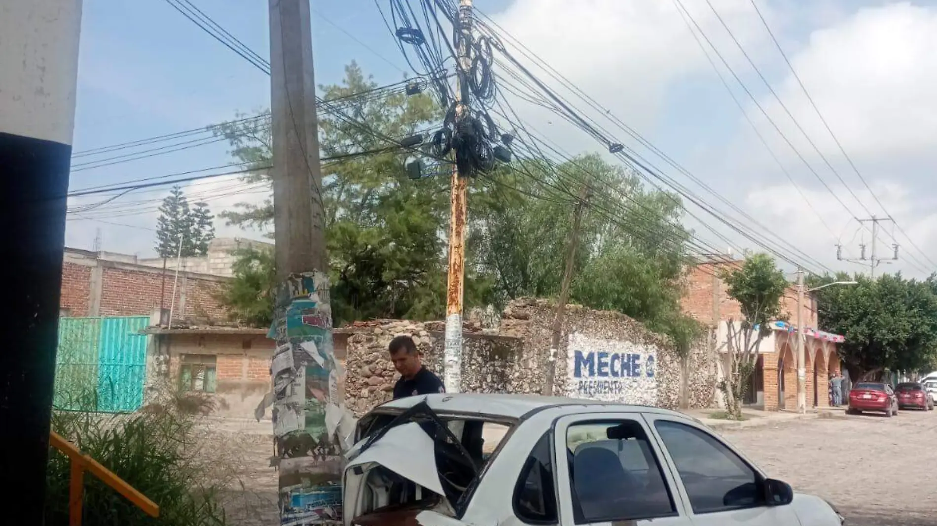 SJR POLI EL CARRO TERMINO (2)